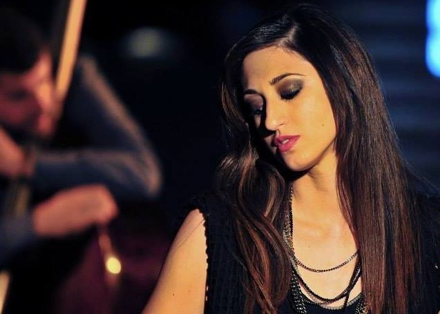 Pavlina Styl στο Μουσικό Βαγόνι Οrient Express του τρένου στο Ρουφ στην Αθήνα