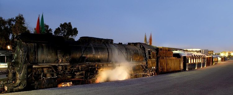 Παρασκευή 12 Σεπτεμβρίου 2014, Κατερίνα Σκρέκη και Πέτρος Καρπαθάκης, στις βραδιές του Σεπτέμβρη με All that jazz, στην Αποβάθρα του Τρένου στο Ρουφ