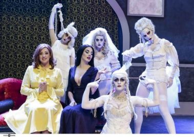 Addams 4